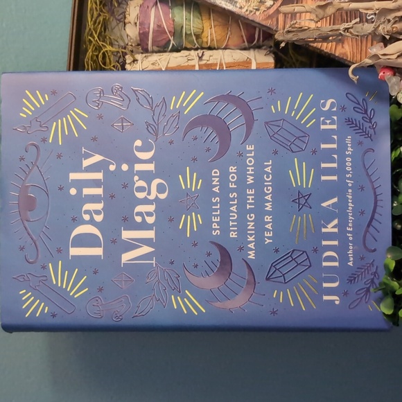 Set Of Wiccan & Daily Magic Books - Picture 3 of 9